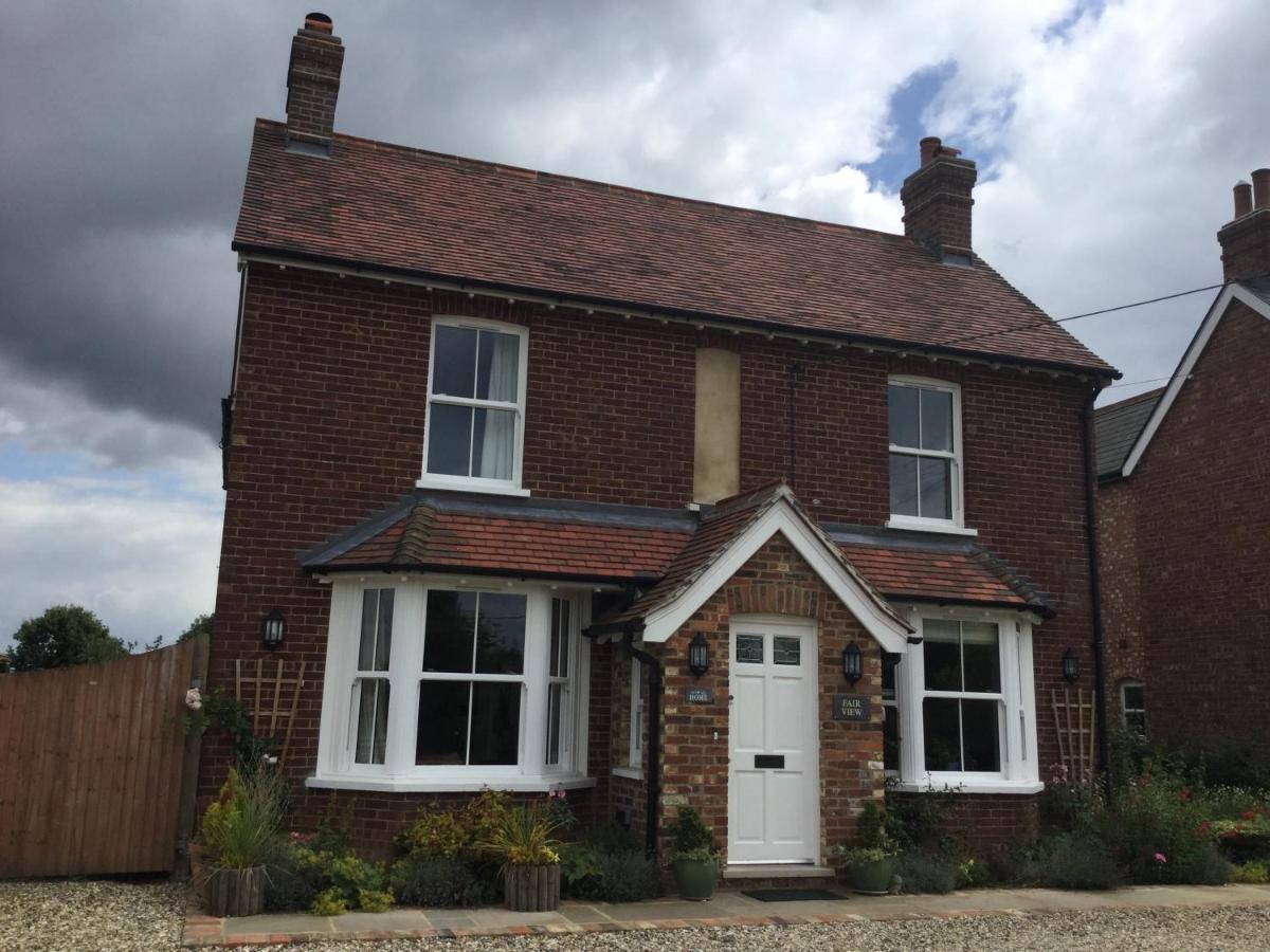 Marden  Fair View B&B 외부 사진